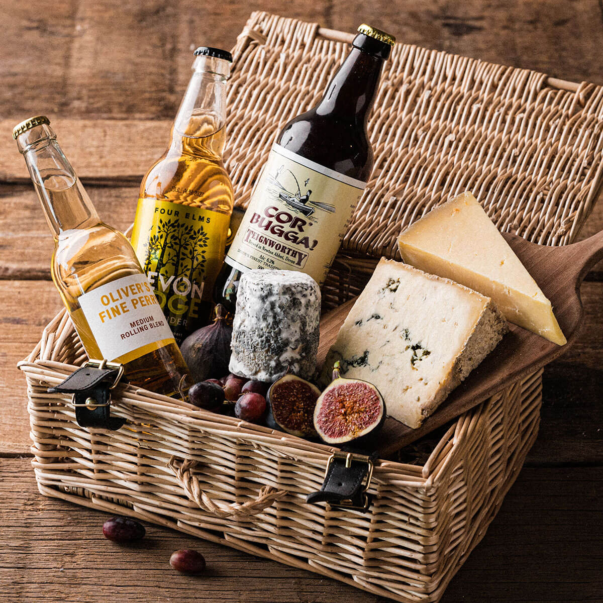 The Cheese Connoisseur Hamper